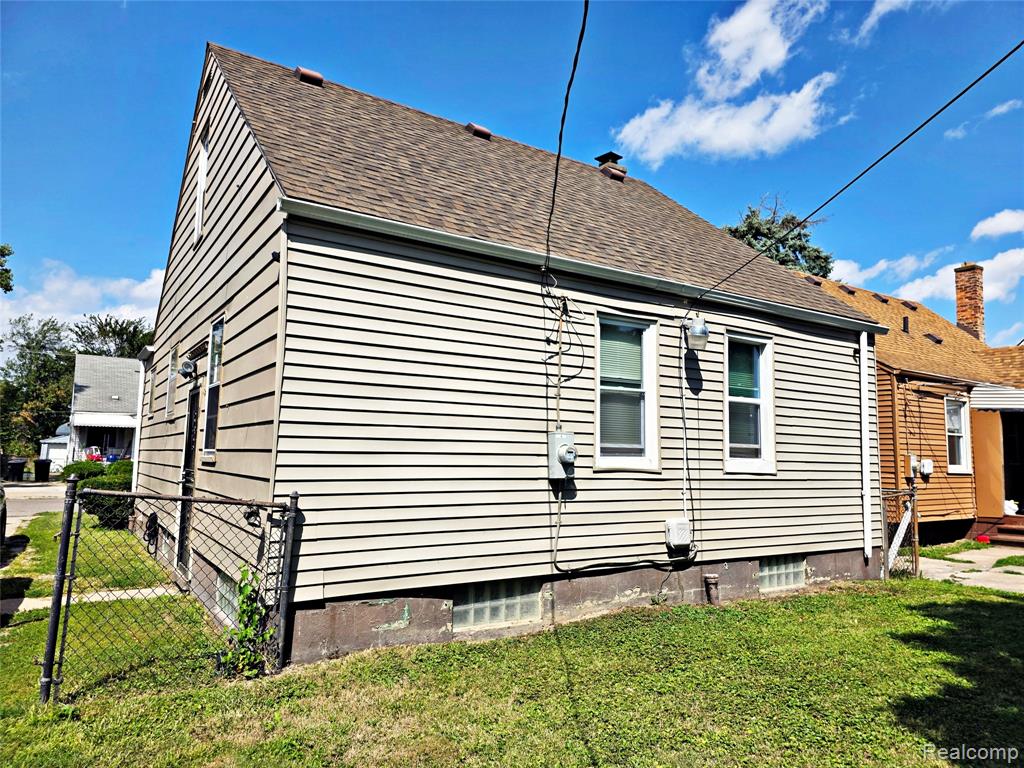 3519 S Bassett Street, Detroit, MI 48217 — Photo 8