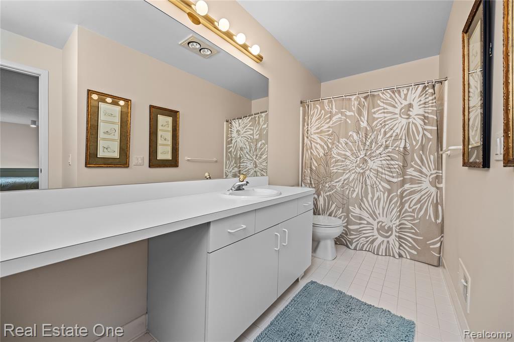 6291 Pheasant Run, West Bloomfield, MI — Photo 30