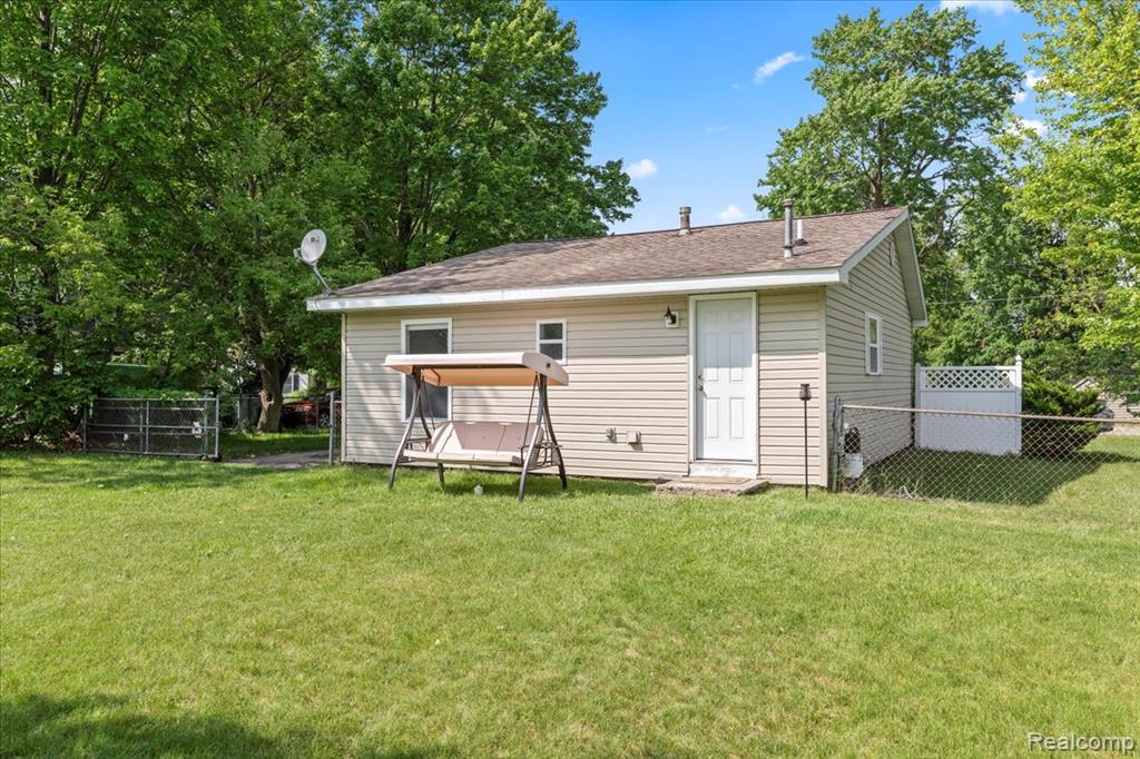 501 Front Street, Holly, MI 48442 — Photo 34