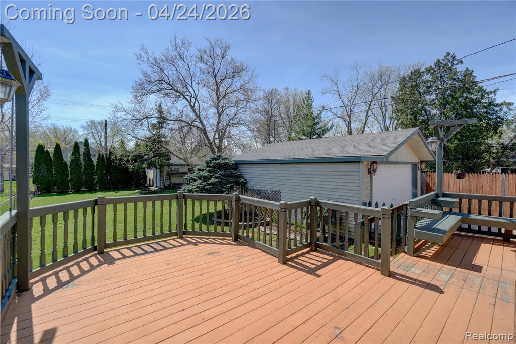 22520 E 13 Mile Road, Saint Clair Shores, MI 48082 — Photo 28