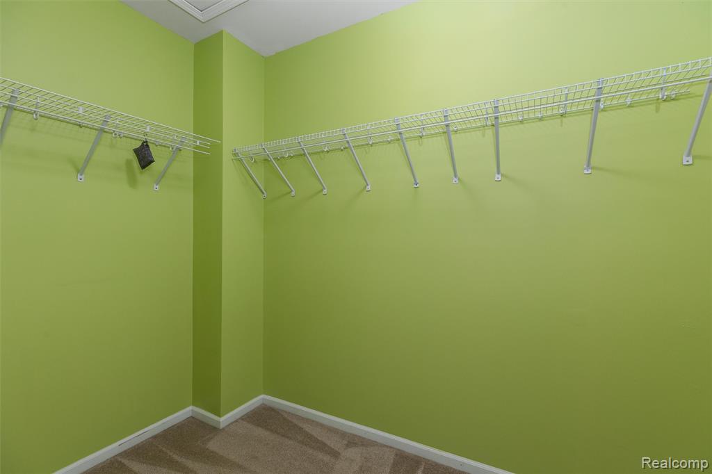 1341 Hollins Hall Lane, Troy, MI 48085 — Photo 15