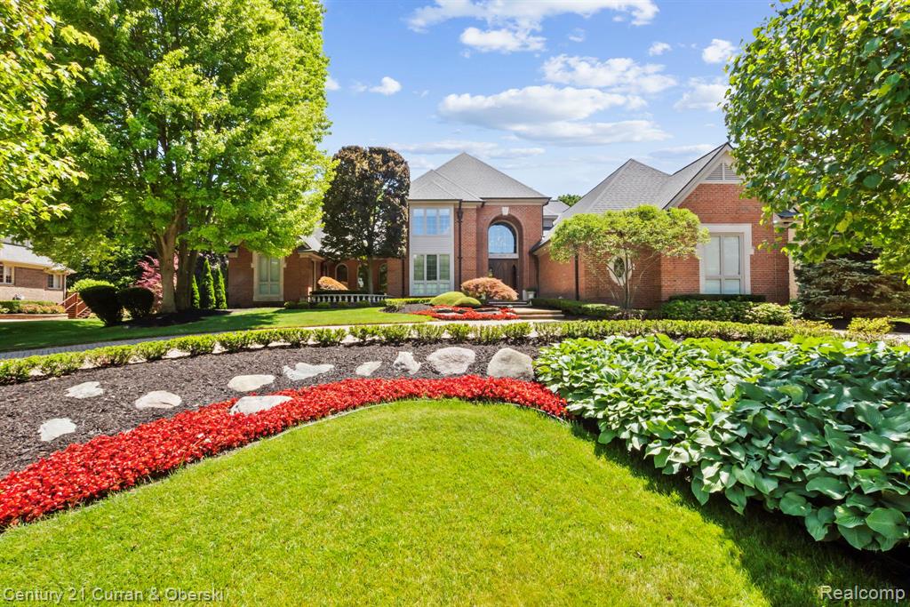 18878 Oak Leaf Lane, Northville, MI 48168 — front exterior