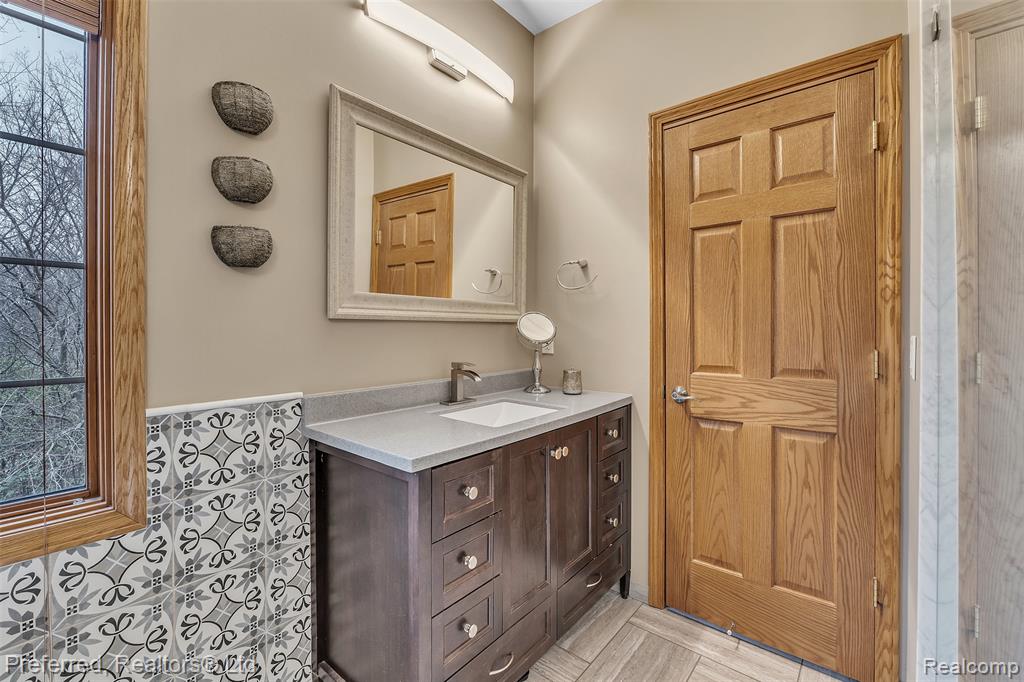 7424 Stonebrook Drive, Canton, MI 48187 — Photo 29