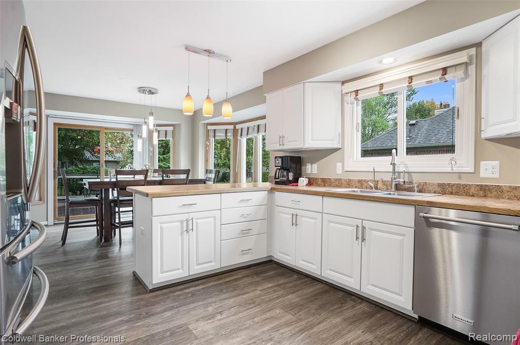 43246 Winterfield Drive, Sterling Heights, MI 48314 — Photo 20