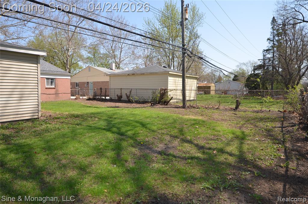 1228 Connie Avenue, Madison Heights, MI 48071 — Photo 29