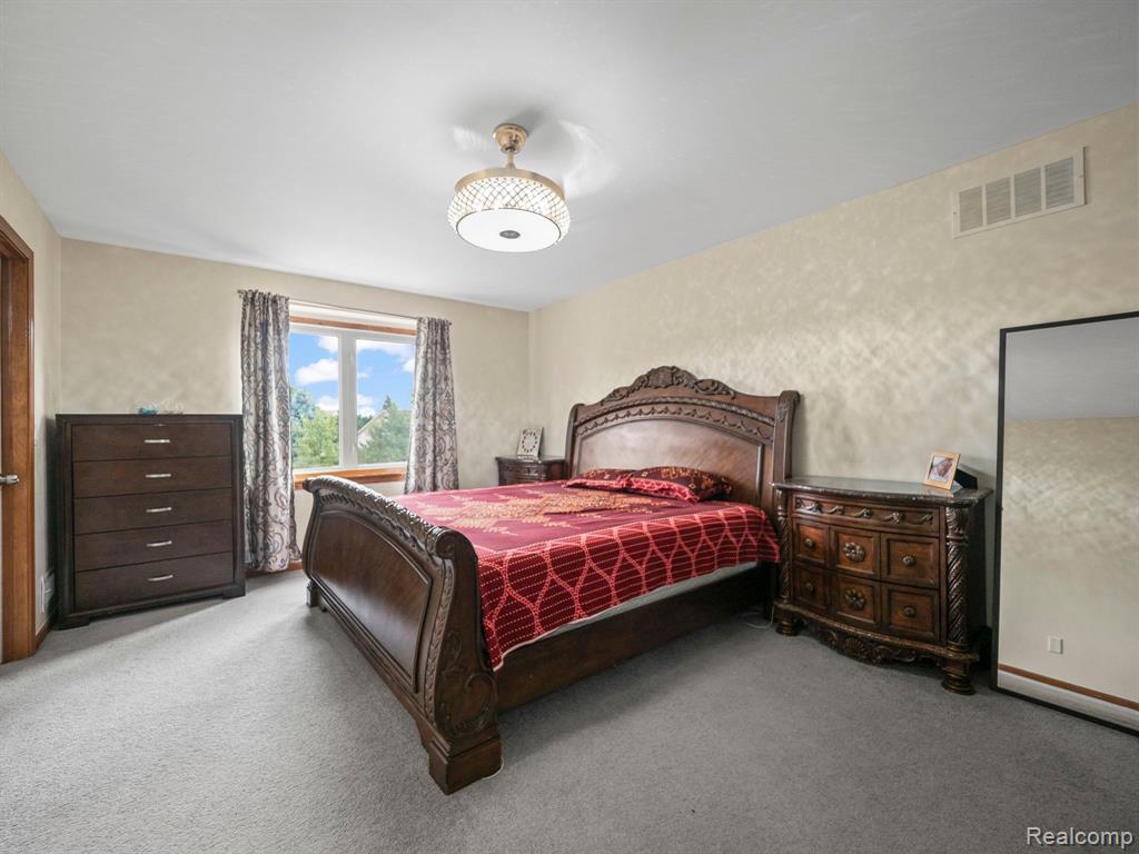 52478 FAWN Drive, Macomb, MI 48042 — Photo 22