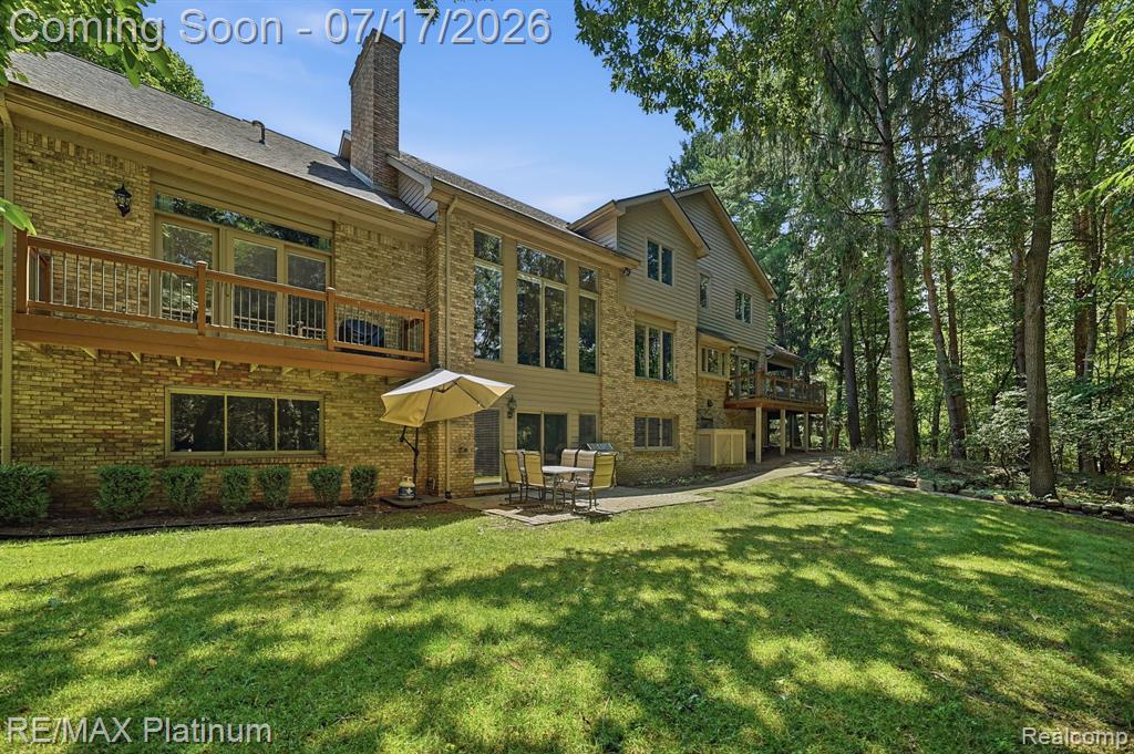 5458 Lake Ridge Drive, Brighton, MI 48116 — Photo 46