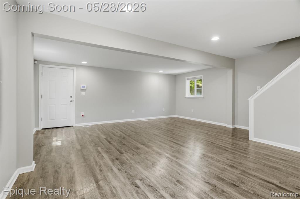 20506 Lancaster Street, Harper Woods, MI 48225 — Photo 10