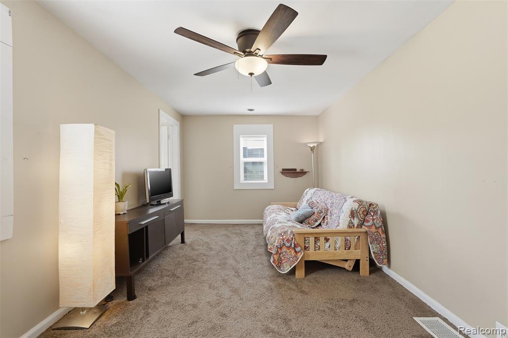 2335 Holmes Road, Ypsilanti, MI 48198 — Photo 5