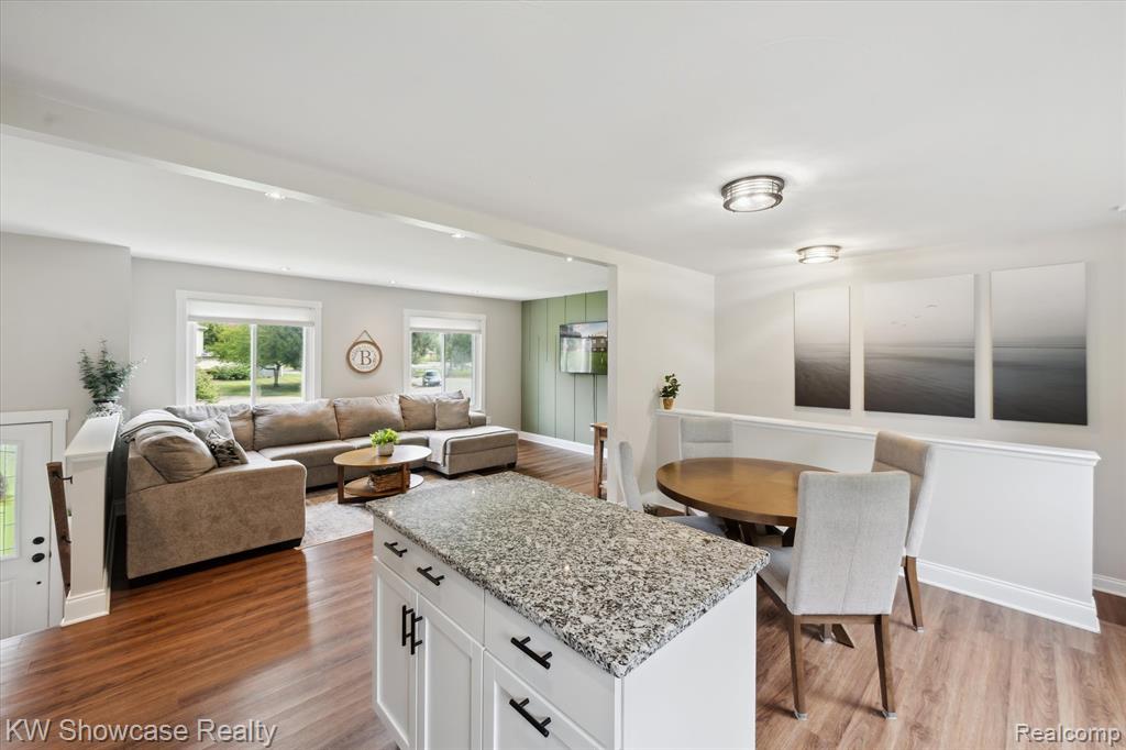 9296 Hilton Road, Brighton, MI 48114 — Photo 14