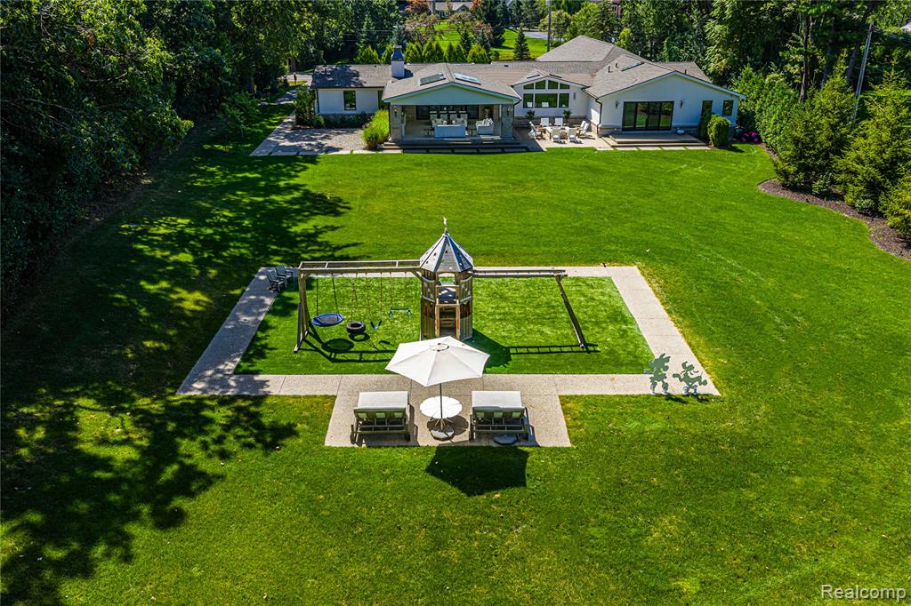 4806 Walnut Lake Road, Bloomfield Hills, MI 48301 — Photo 41