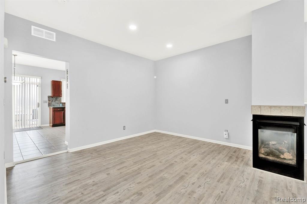 42849 Richmond Drive, Sterling Heights, MI 48313 — Photo 7