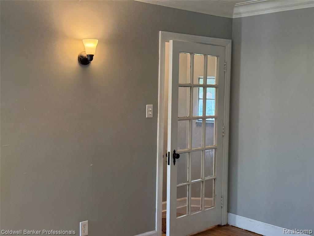 9141 Wayburn Street, Detroit, MI 48224 — Photo 7