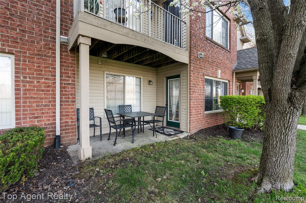 45512 Hidden View Court, Utica, MI 48315 — Photo 3