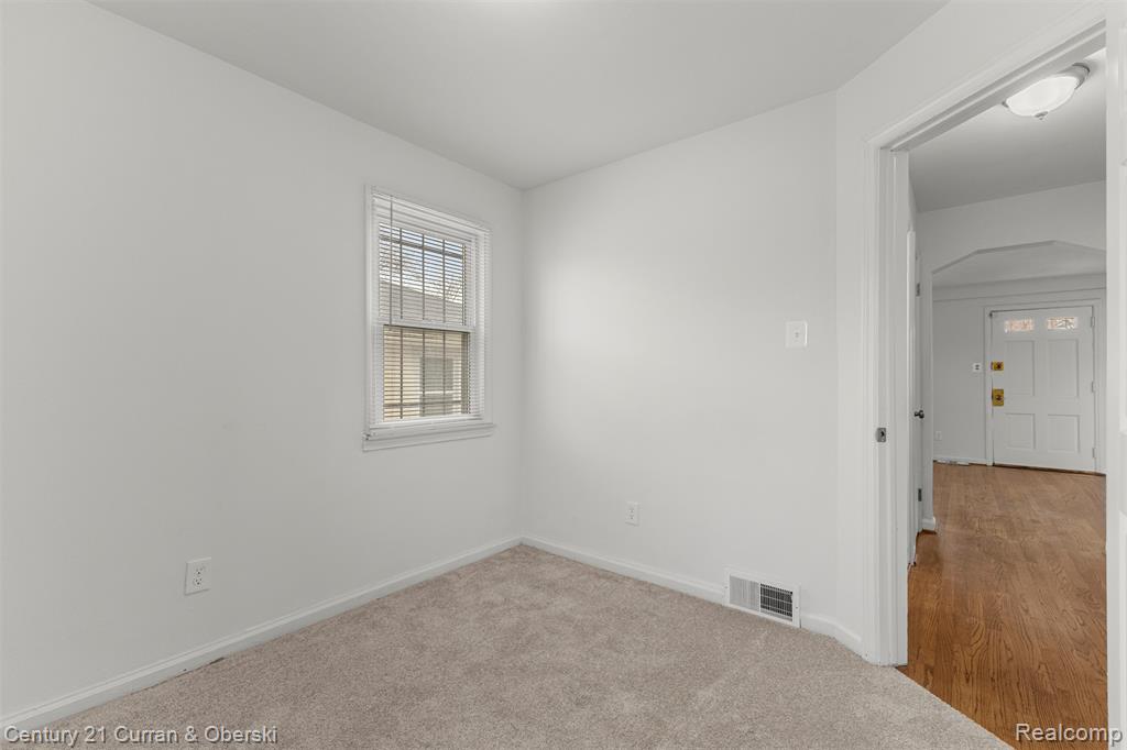 7609 Stout, Detroit, MI 48228 — Photo 19
