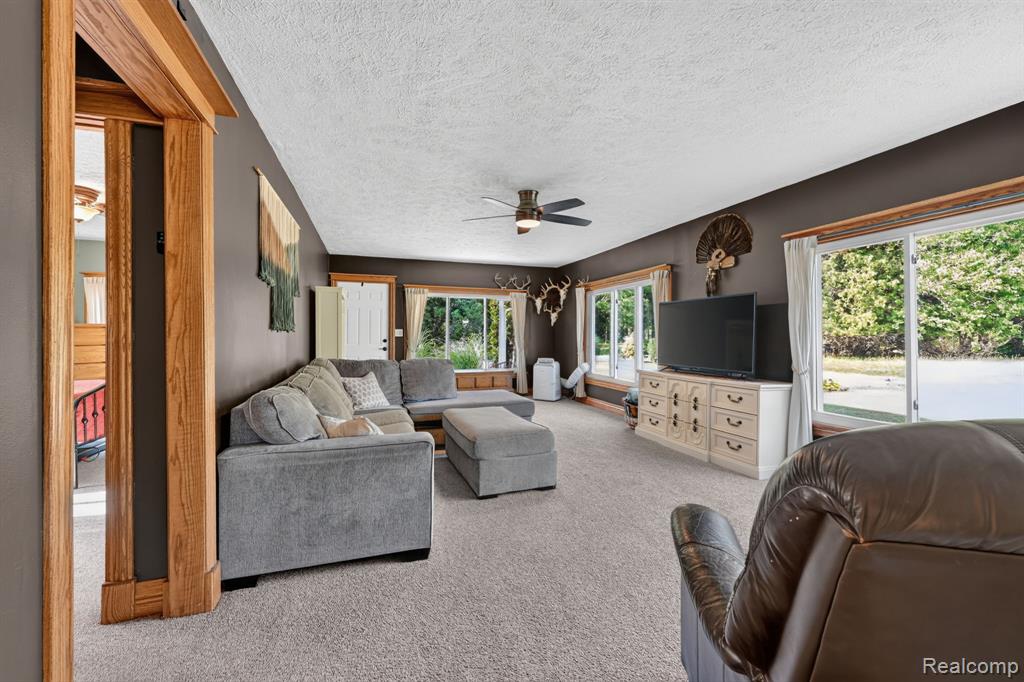 3658 Newburg Road, Bancroft, MI 48414 — Photo 14