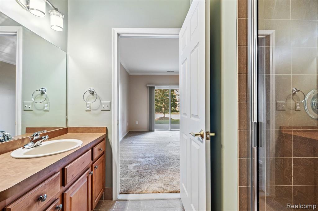 16832 DOVER Drive, Northville, MI 48168 — Photo 19