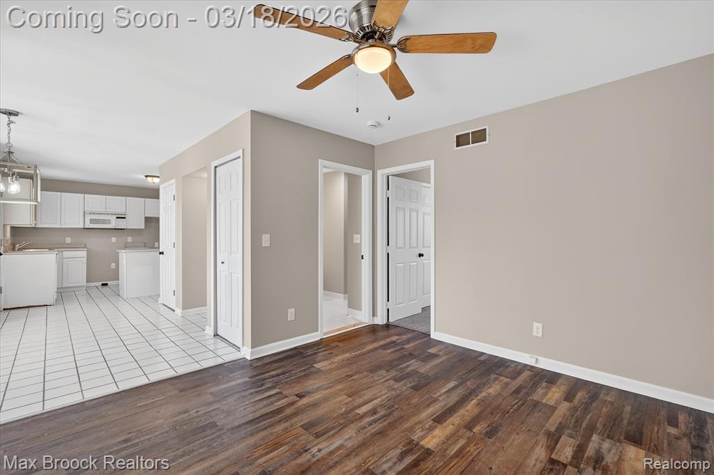 4414 Robinwood Avenue, Royal Oak, MI 48073 — Photo 12