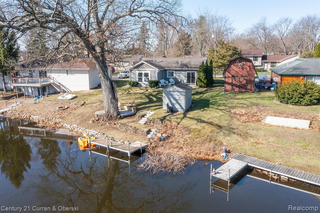 6084 BROCKWAY Street, Commerce Twp, MI 48382 — Photo 31