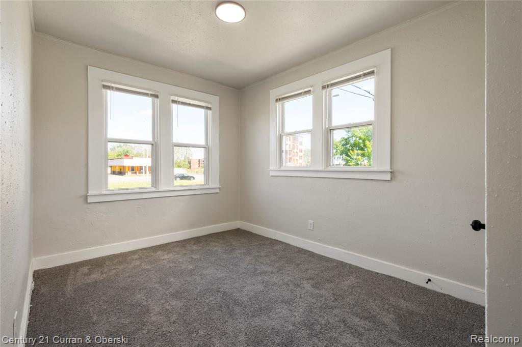 3725 Glynn Court, Detroit, MI 48206 — Photo 12