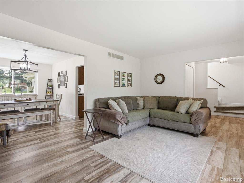 4040 Taggett Lake Drive, Highland, MI — Photo 6