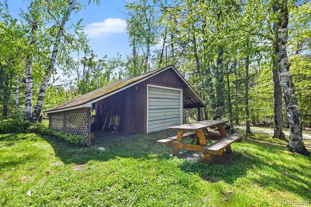 9516 E Gaylanta Drive, Atlanta, MI 49709 — Photo 31