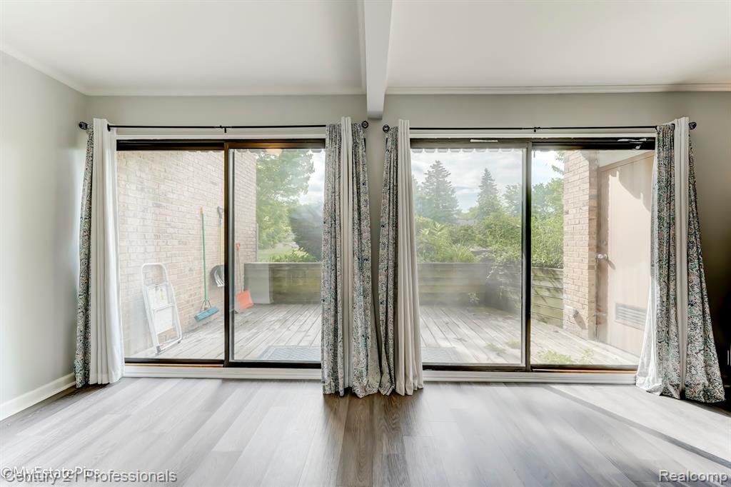 2102 PAULINE Boulevard, 102, Ann Arbor, MI 48103 — Photo 4