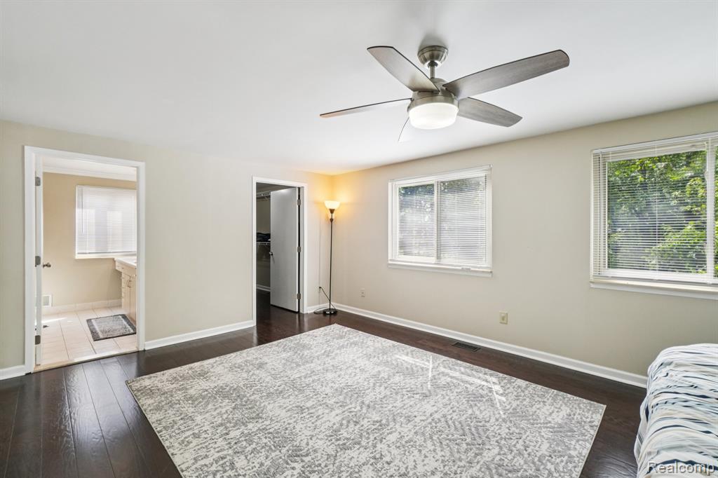 585 Timberline Drive, Rochester Hills, MI 48309 — Photo 20