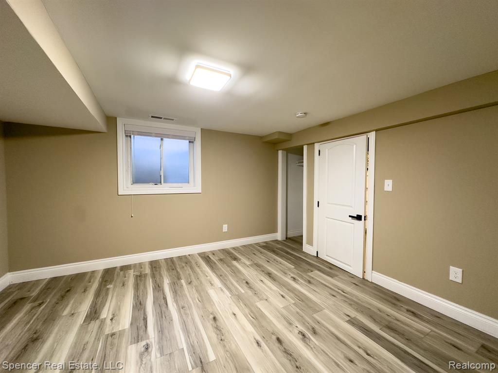 6596 MAPLE Drive, Clarkston, MI — Photo 10