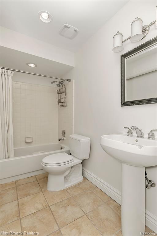 6322 ASPEN RIDGE Boulevard, West Bloomfield, MI — Photo 25