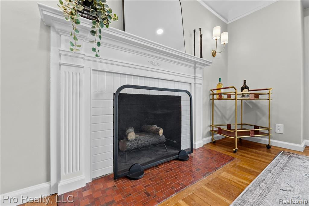 429 Roland Road, Grosse Pointe Farms, MI 48236 — Photo 8