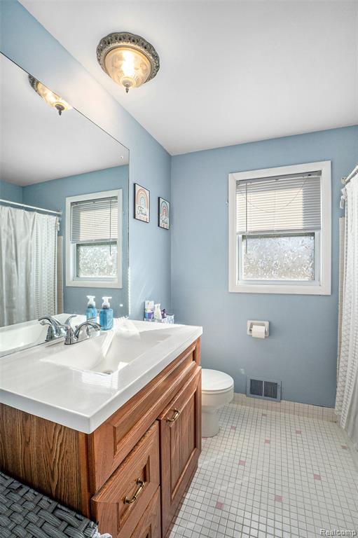 6137 Pebbleshire Drive, Grand Blanc, MI 48439 — Photo 19