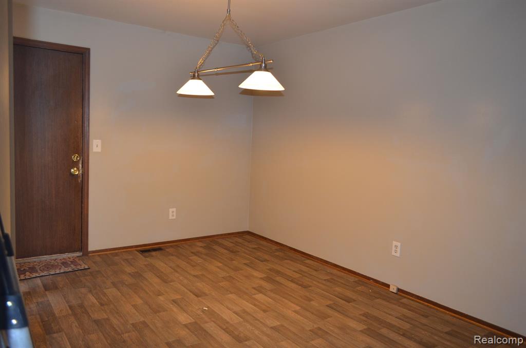 5227 POTOMAC Run N, West Bloomfield, MI — Photo 10