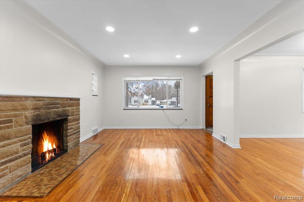 2339 E Outer Drive, Detroit, MI 48234 — Photo 5