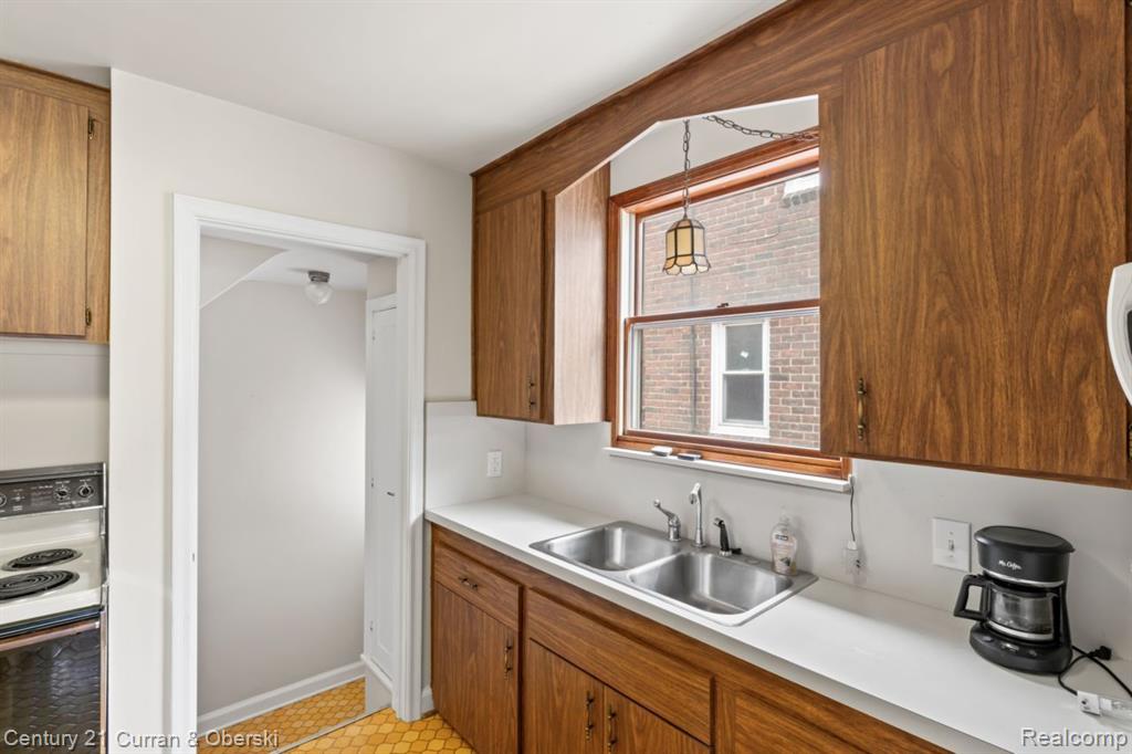 6100 HORGER Street, Dearborn, MI 48126 — Photo 47