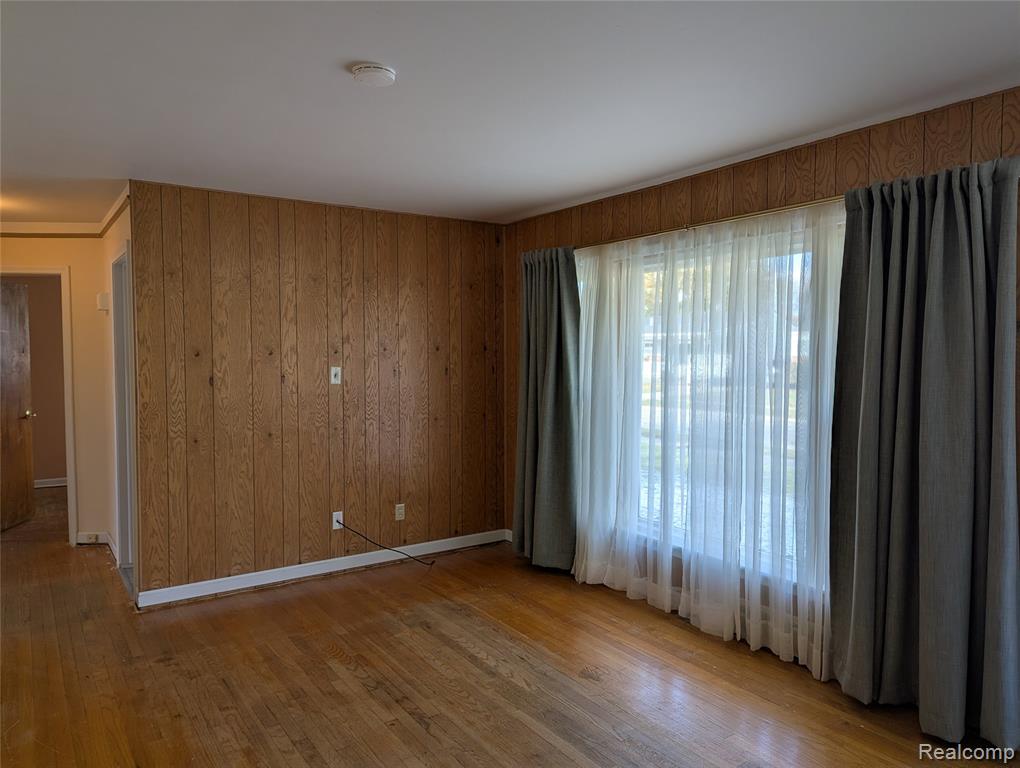 980 Radcliff Street, Garden City, MI — Photo 6