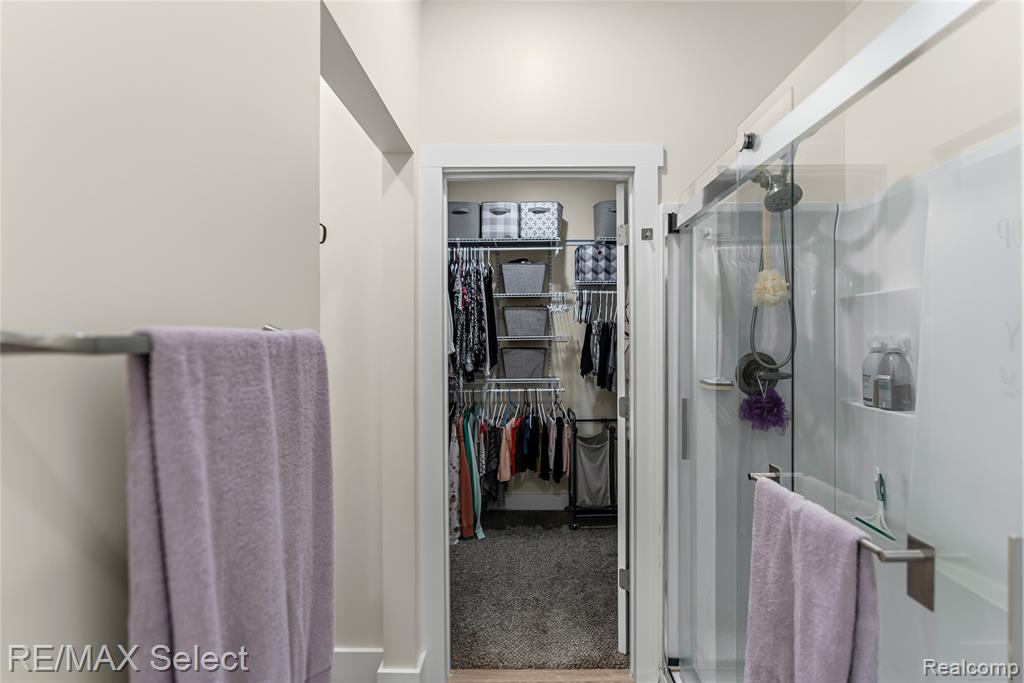 3127 Harbor Pointe Circle, Fenton, MI 48430 — Photo 29