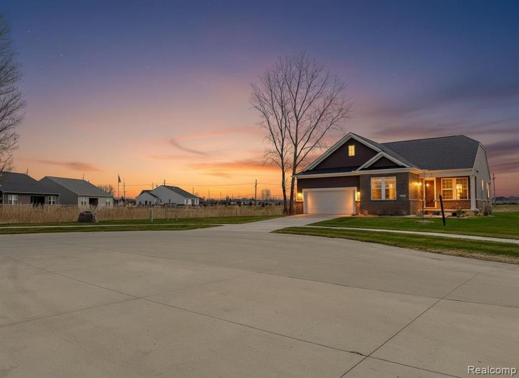 50682 Beckett Court, Macomb, MI 48044 — Photo 2