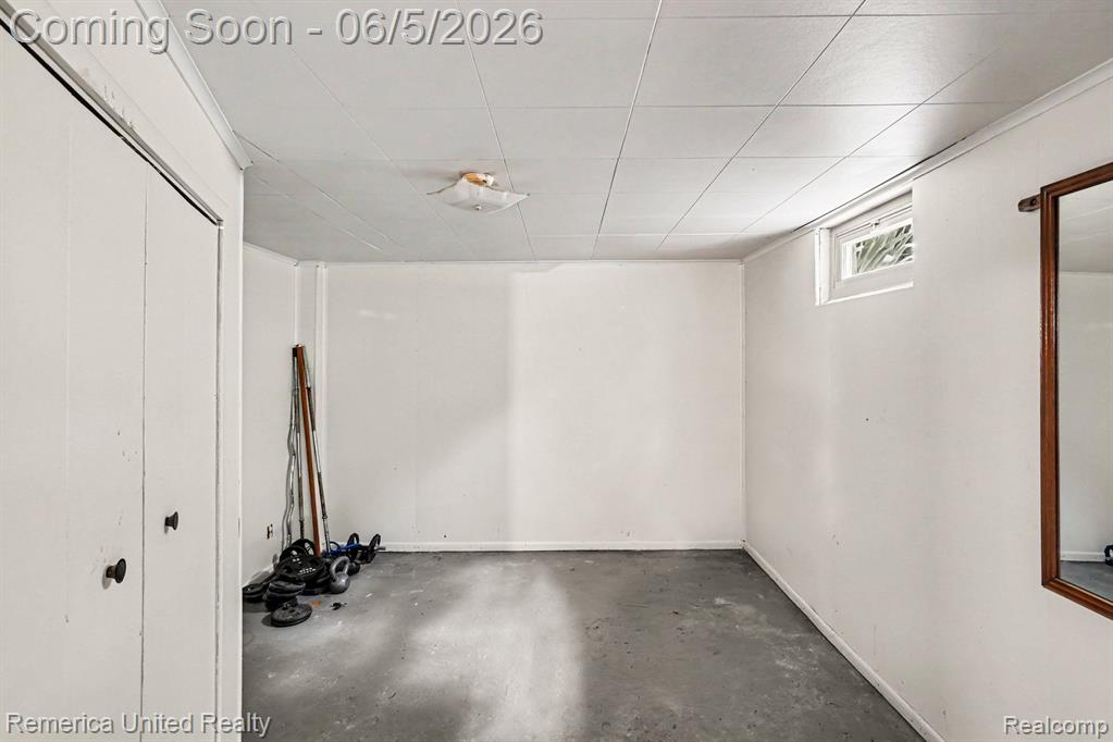 1024 Lee Street, Fenton, MI 48430 — Photo 18