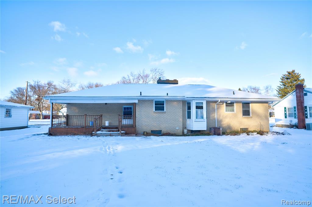 4298 Farmcrest Street, Burton, MI 48509 — Photo 5