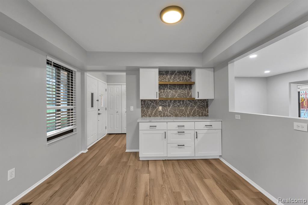 7323 Burgundy Street, Canton, MI 48187 — Photo 16