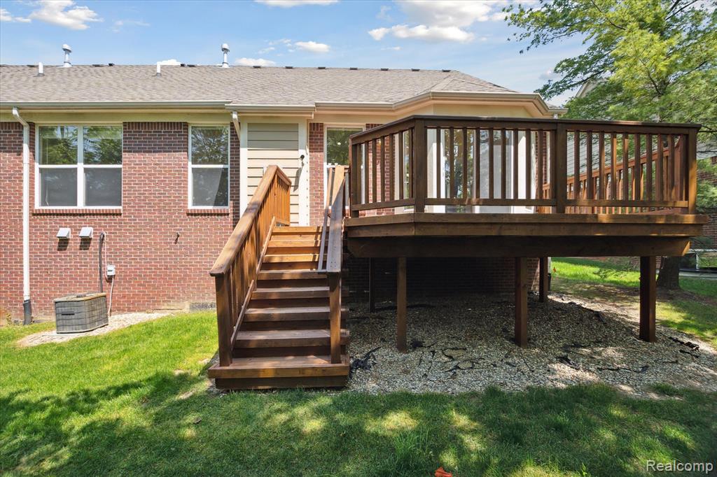 40837 Lenox Park Drive, Novi, MI 48377 — Photo 36