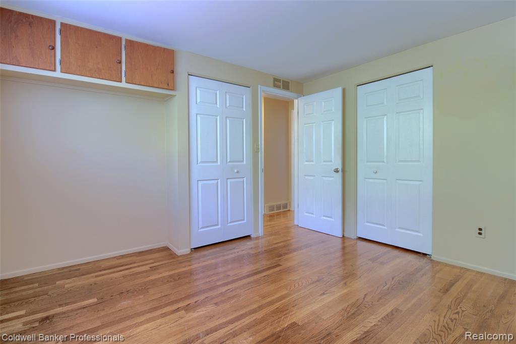 41928 River Oaks, Plymouth, MI 48170 — Photo 16