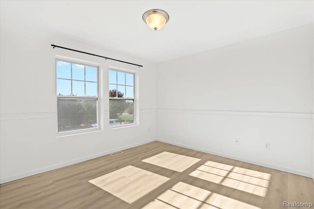 335 Sunbury Drive, Howell, MI 48855 — Photo 14
