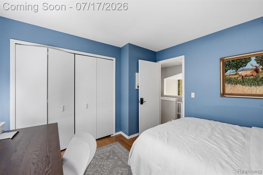 7375 Parkwood Drive, Fenton, MI 48430 — Photo 28
