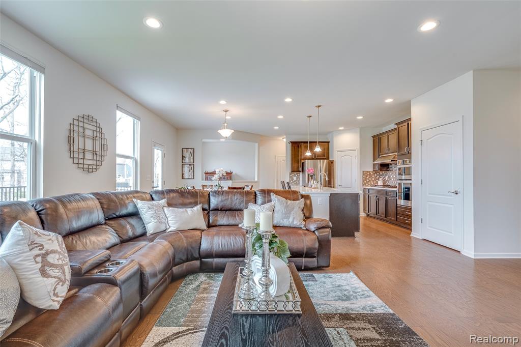 58904 Calabrese Drive, South Lyon, MI 48178 — Photo 24