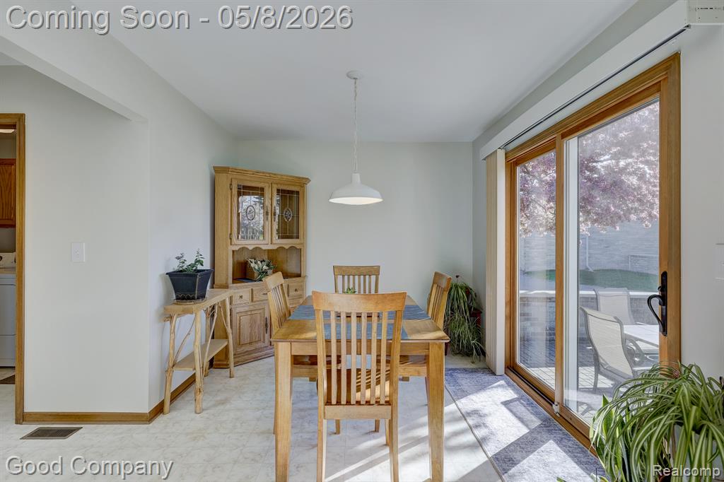 48390 Seawind Court, Utica, MI 48315 — Photo 18