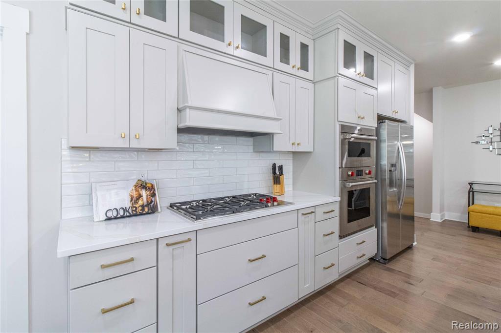 5532 Timber Glen Court, Ann Arbor, MI 48108 — Photo 20