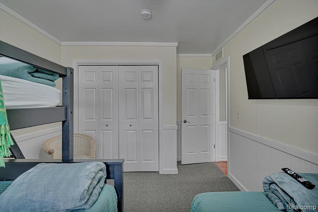 131 Bryan J Drive, Houghton Lake, MI 48629 — Photo 24