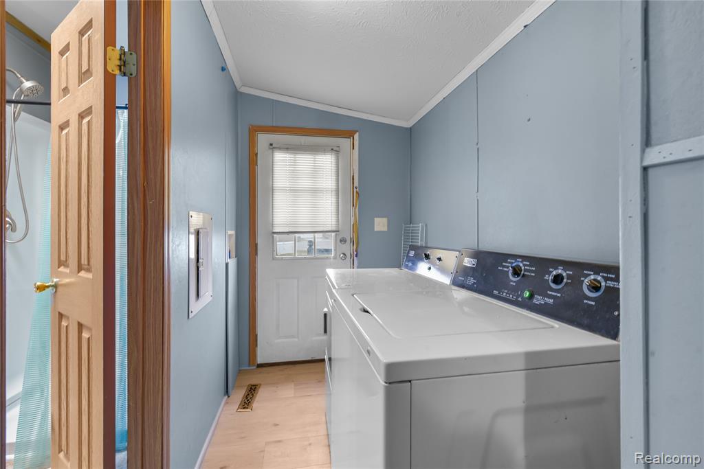 9072 Greentree Drive, Newport, MI 48166 — Photo 26